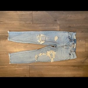 Levi wedgie boyfriend jeans